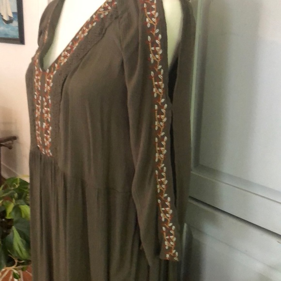Knox Rose Olive Green Boho  Dress - Picture 3 of 4